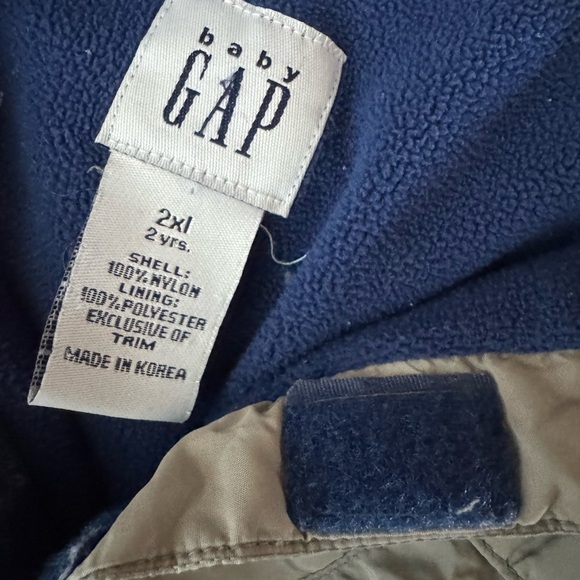 💥GAP Gray Raincoat Essential for All-Weather Protection - Picture 2 of 3